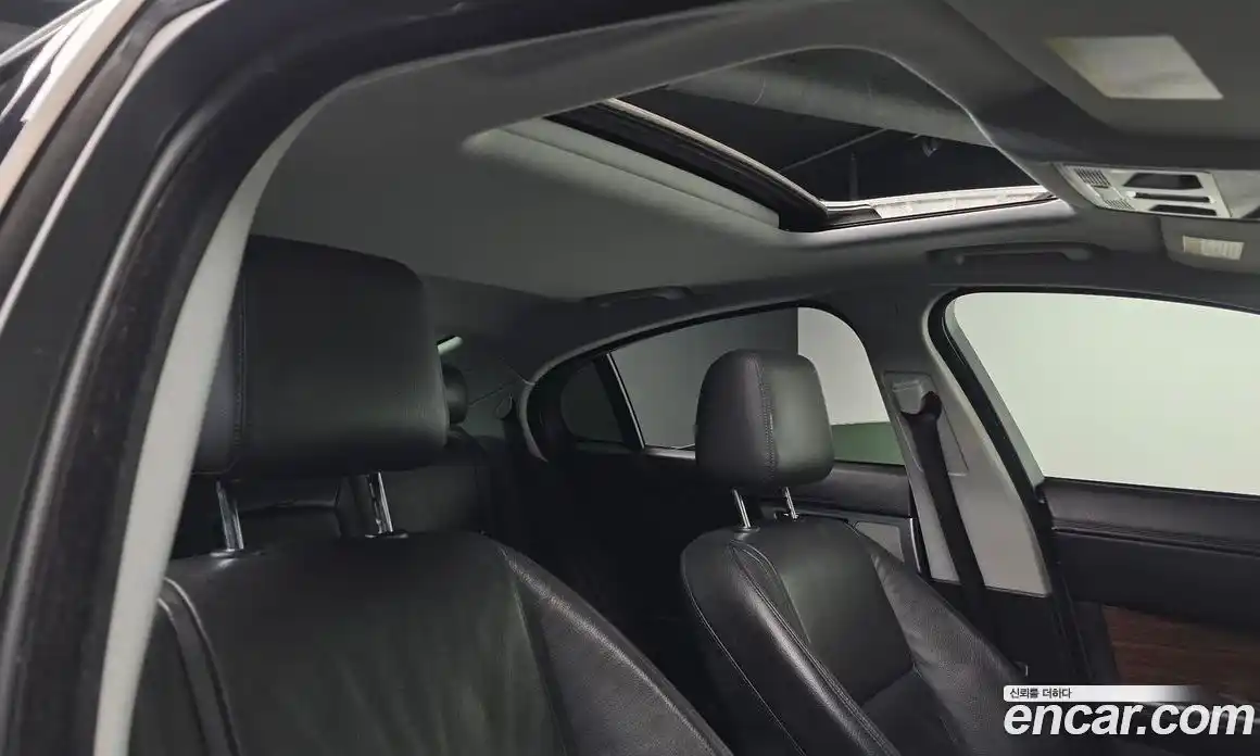 Jaguar XF 2015 2.2 Автомат в Москве № 331530, фото 18