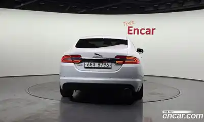 Jaguar XF 2015 2.2 Автомат в Москве № 331530, миниатюра 4
