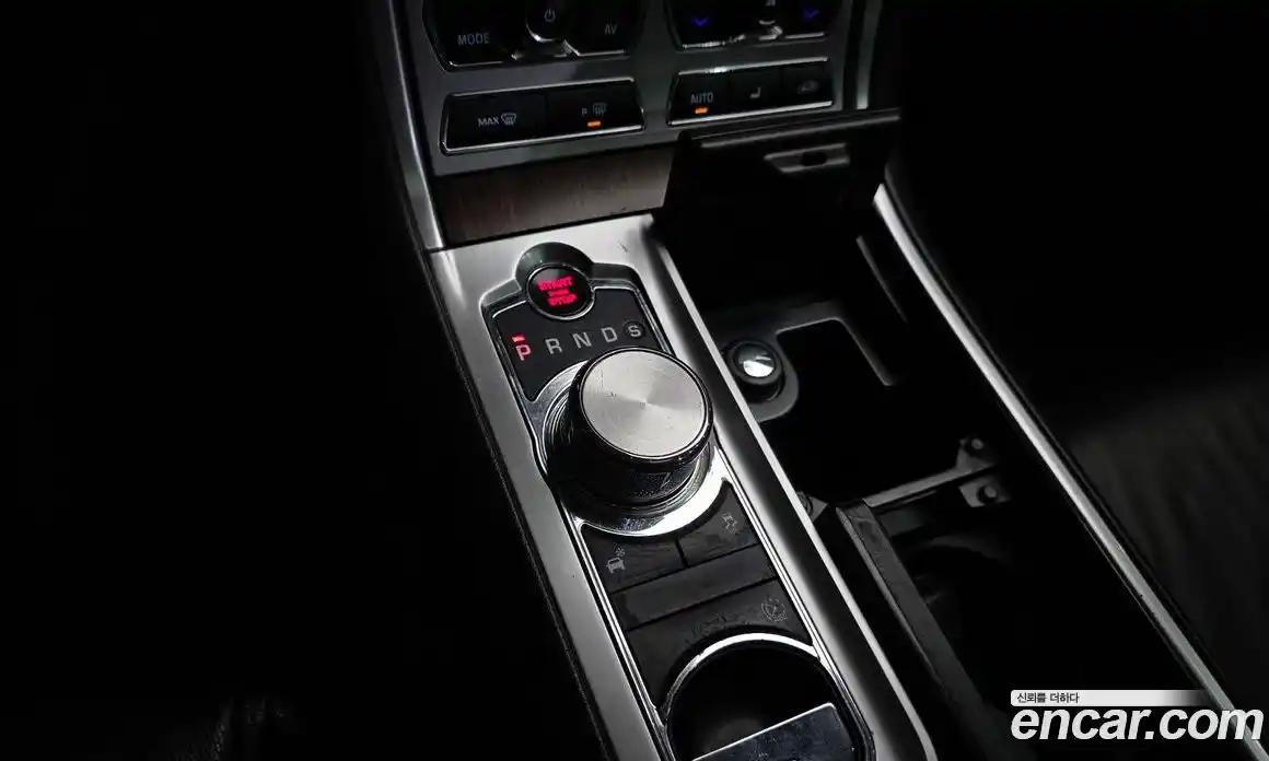 Jaguar XF 2015 2.2 Автомат в Москве № 331530, фото 9