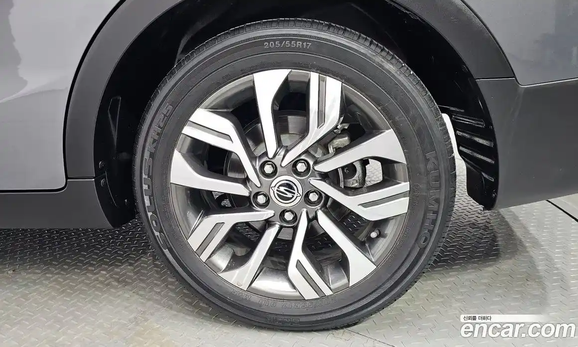 SsangYong TIBOLI 2018 1.6 Автомат в Москве № 33725, фото 14