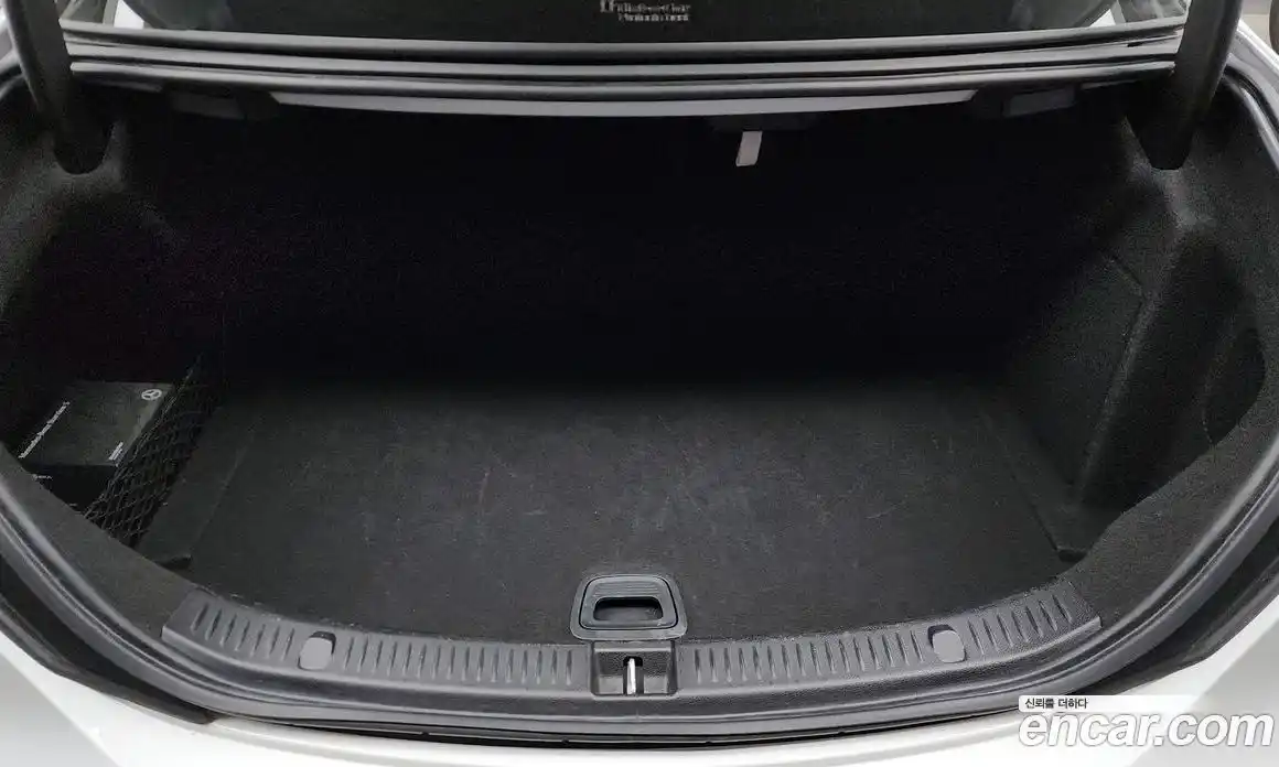 Mercedes-Benz E-Class 2021 2.0 Автомат в Москве № 339529, фото 20