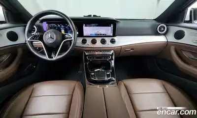 Mercedes-Benz E-Class 2021 2.0 Автомат в Москве № 339529, миниатюра 7