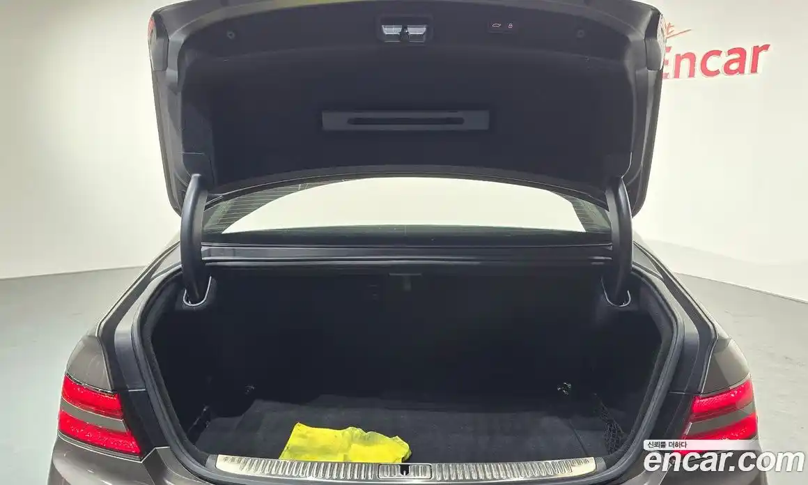 Genesis G90 2019 3.3 Автомат в Москве № 340000, фото 8