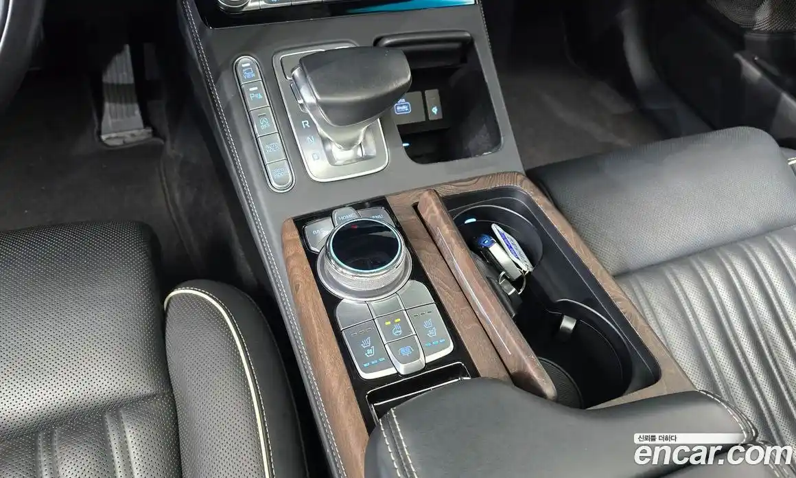 Genesis G90 2019 3.3 Автомат в Москве № 340000, фото 10