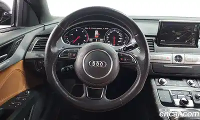Audi A8 2015 3.0 Автомат в Москве № 343697, миниатюра 3