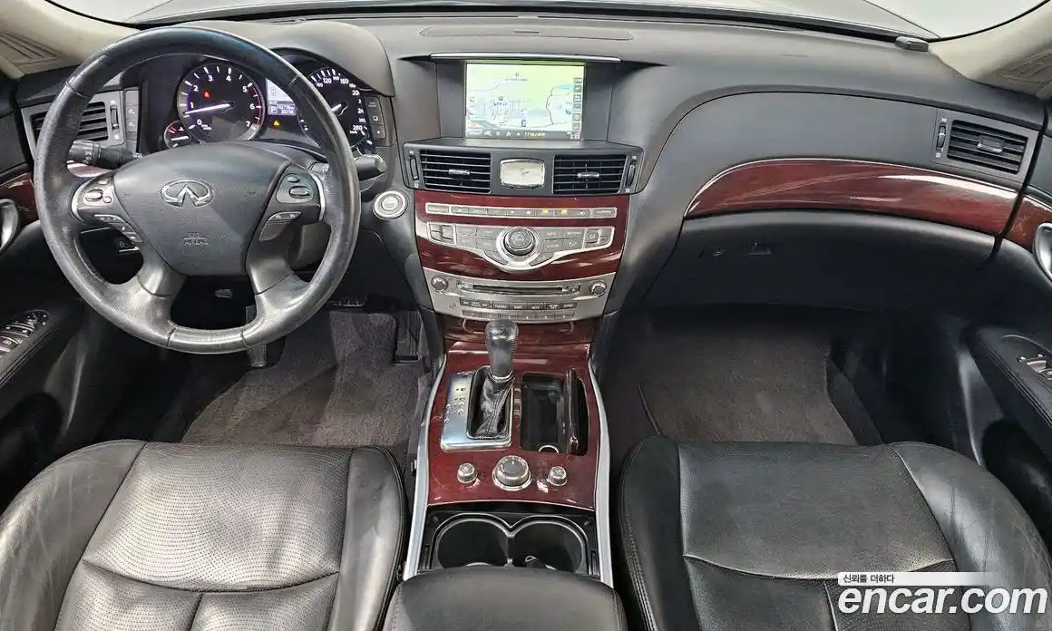Infiniti Q70 2015 3.0 Автомат в Москве № 344978, фото 19