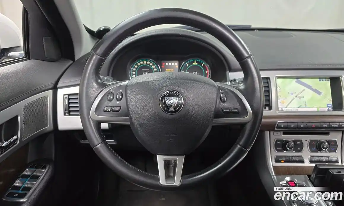 Jaguar XF 2015 2.2 Автомат в Москве № 364161, фото 13