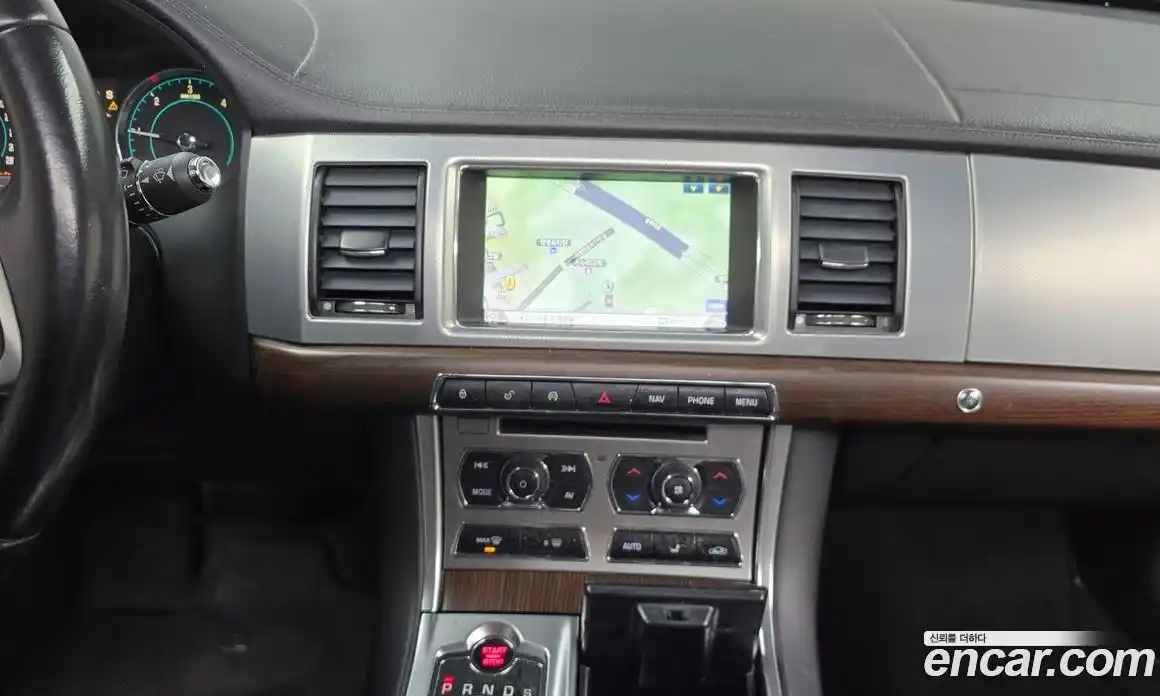 Jaguar XF 2015 2.2 Автомат в Москве № 364161, фото 14