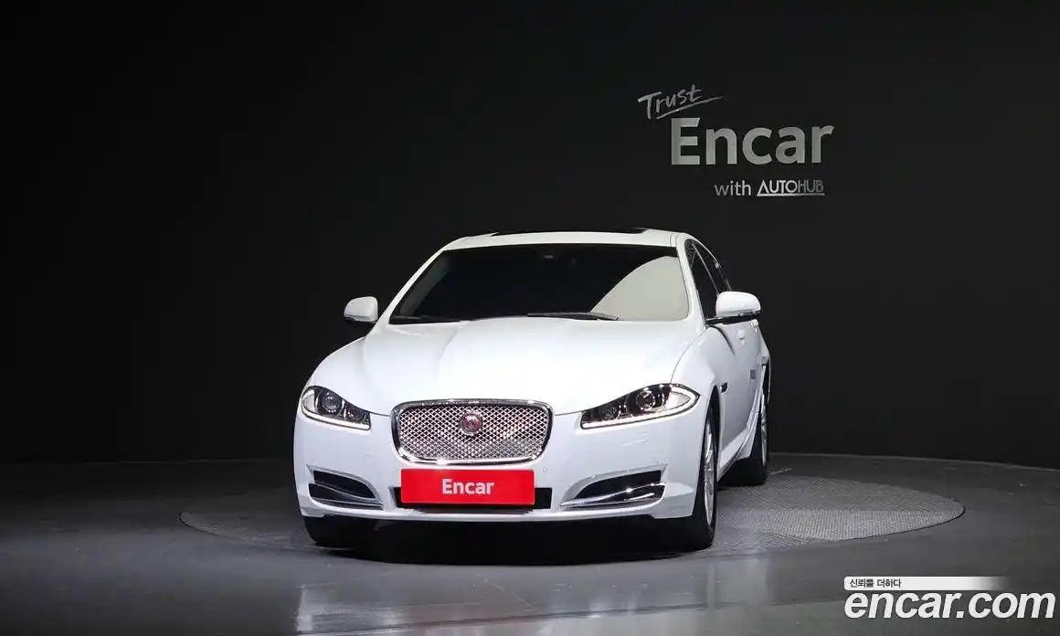 Jaguar XF 2015 2.2 Автомат в Москве № 364161, фото 3