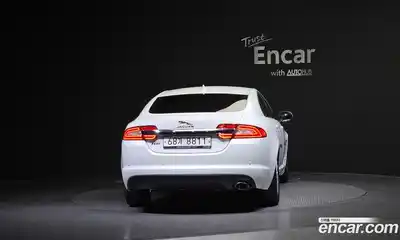 Jaguar XF 2015 2.2 Автомат в Москве № 364161, миниатюра 4