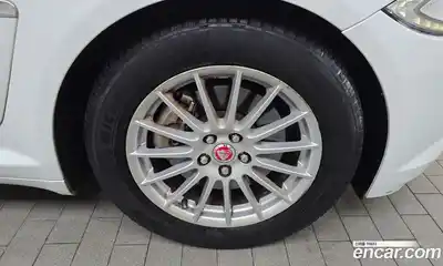 Jaguar XF 2015 2.2 Автомат в Москве № 364161, миниатюра 5