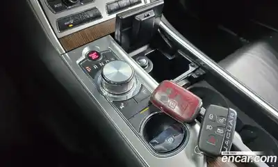 Jaguar XF 2015 2.2 Автомат в Москве № 364161, миниатюра 9