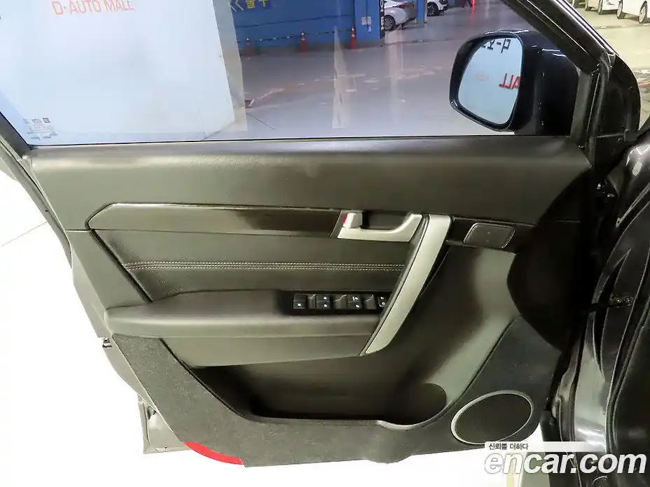 Chevrolet Captiva 2015 2.2 Автомат в Москве № 37767, фото 14