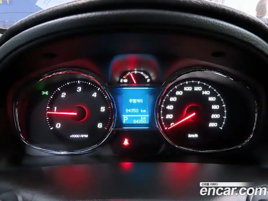 Chevrolet Captiva 2015 2.2 Автомат в Москве № 37767, фото 8