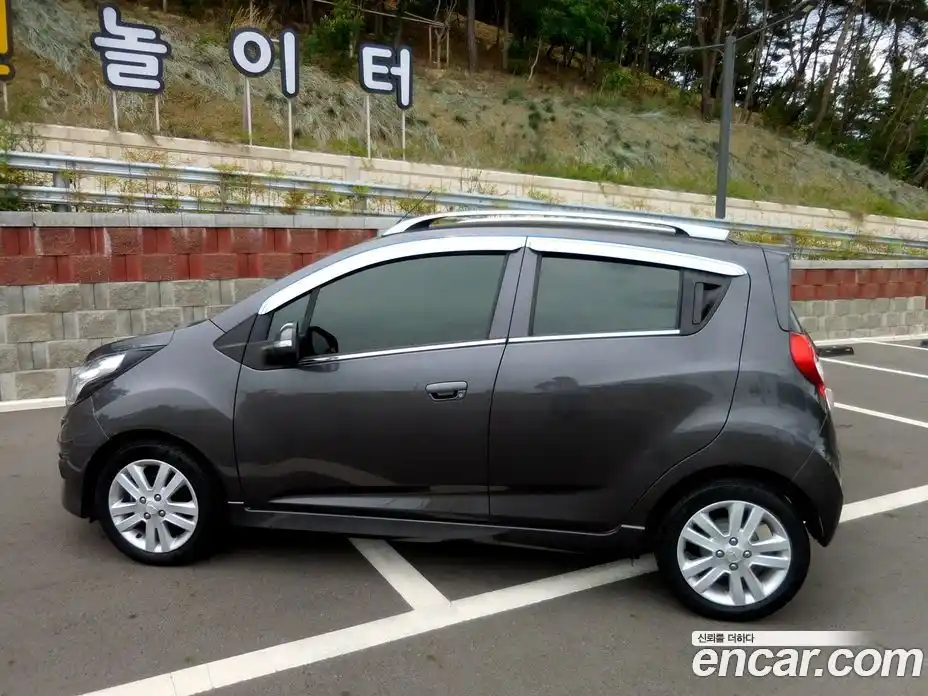 Chevrolet Spark 2014 1.0 Автомат в Москве № 38300, фото 3