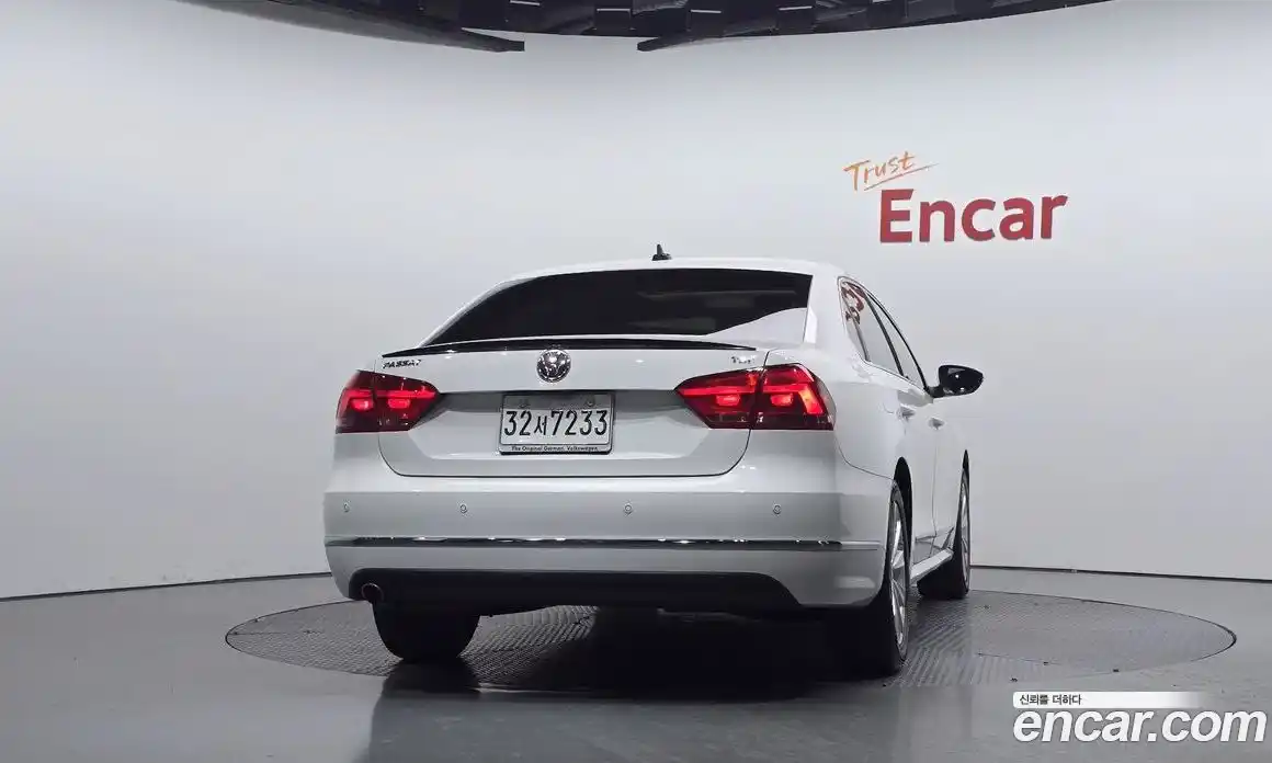 Volkswagen Passat 2014 1.8 Автомат в Москве № 383091, фото 3