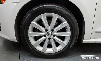Volkswagen Passat 2014 1.8 Автомат в Москве № 383091, миниатюра 4