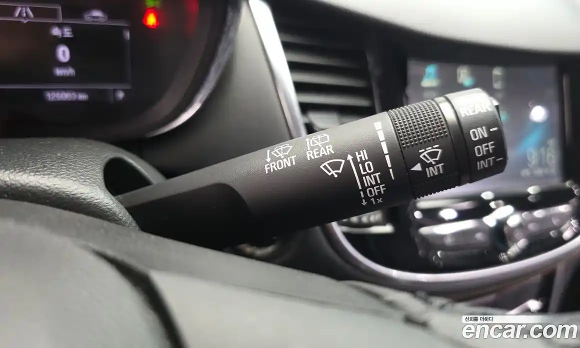 Chevrolet Trax 2019 1.6 Автомат в Москве № 38463, фото 18