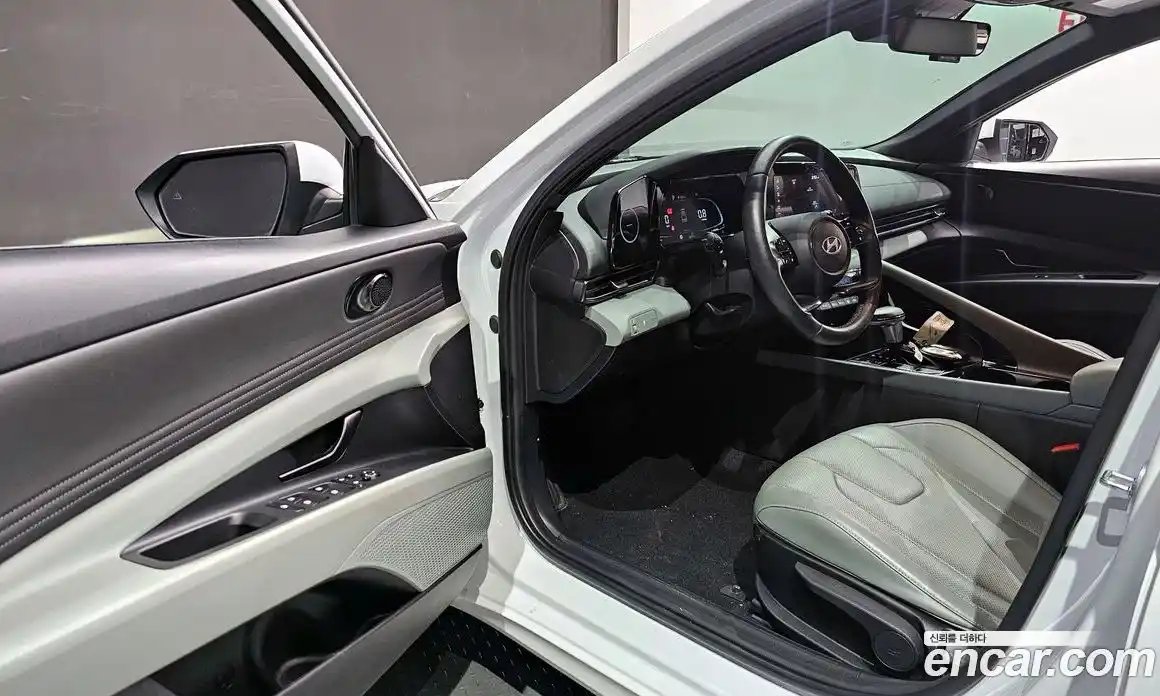 Hyundai Avante 2024 1.6 Автомат в Москве № 396054, фото 11