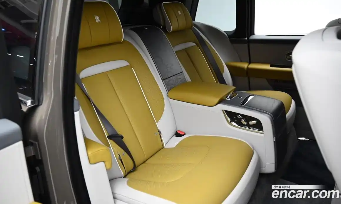 Rolls-Royce Cullinan 2025 6.7 Автомат в Москве № 407018, фото 12