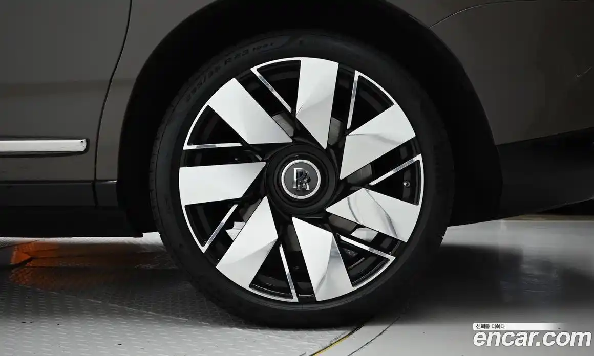 Rolls-Royce Cullinan 2025 6.7 Автомат в Москве № 407018, фото 5