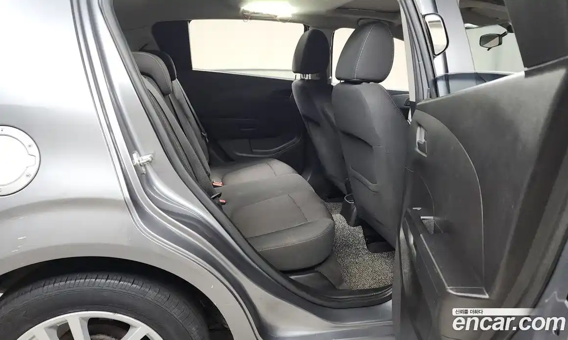 Chevrolet Aveo 2012 1.6 Механическая в Москве № 41216, фото 16