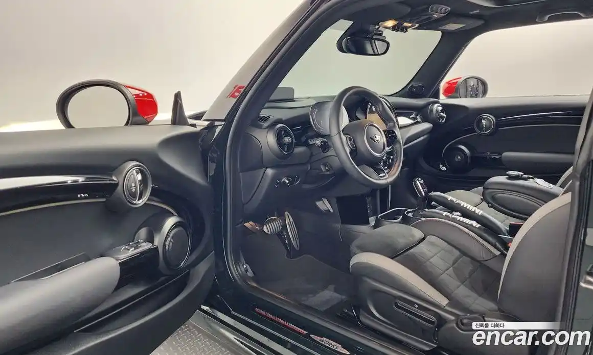 Mini Cooper 2024 2.0 Автомат в Москве № 416842, фото 10