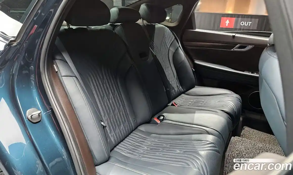 Genesis G80 2022 2.5 Автомат в Москве № 419523, фото 12