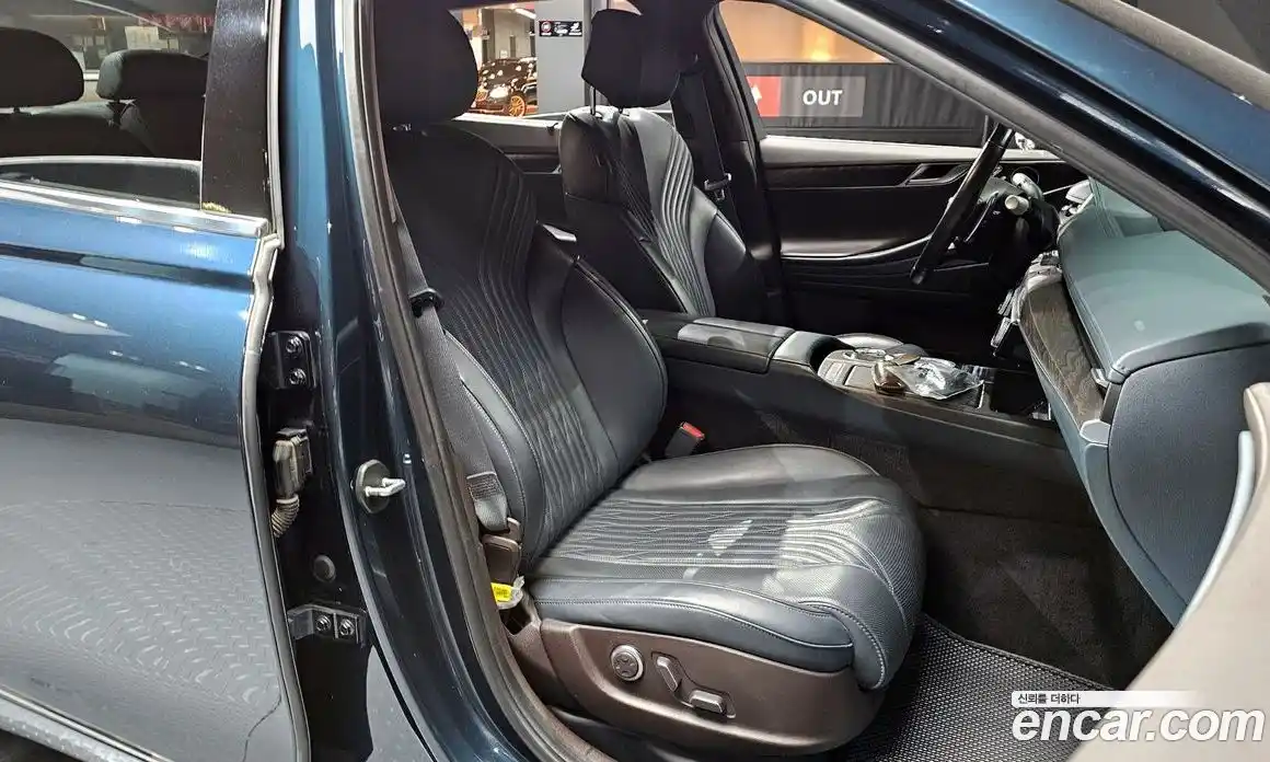 Genesis G80 2022 2.5 Автомат в Москве № 419523, фото 10