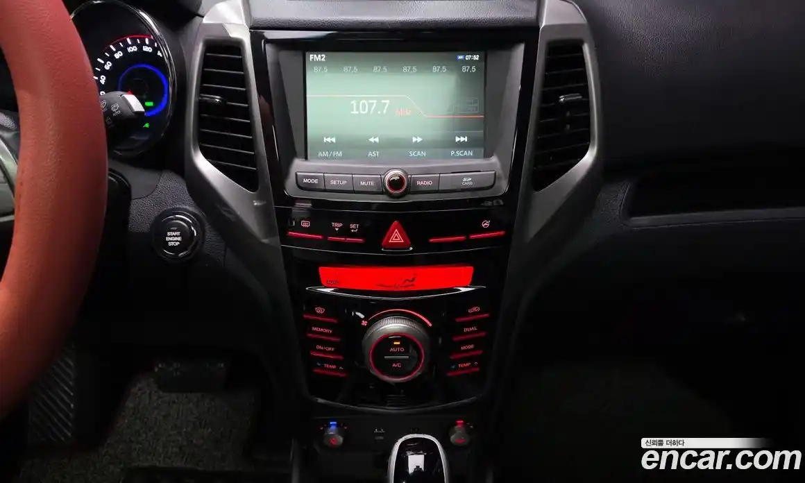 SsangYong TIBOLI 2016 1.6 Автомат в Москве № 421131, фото 14