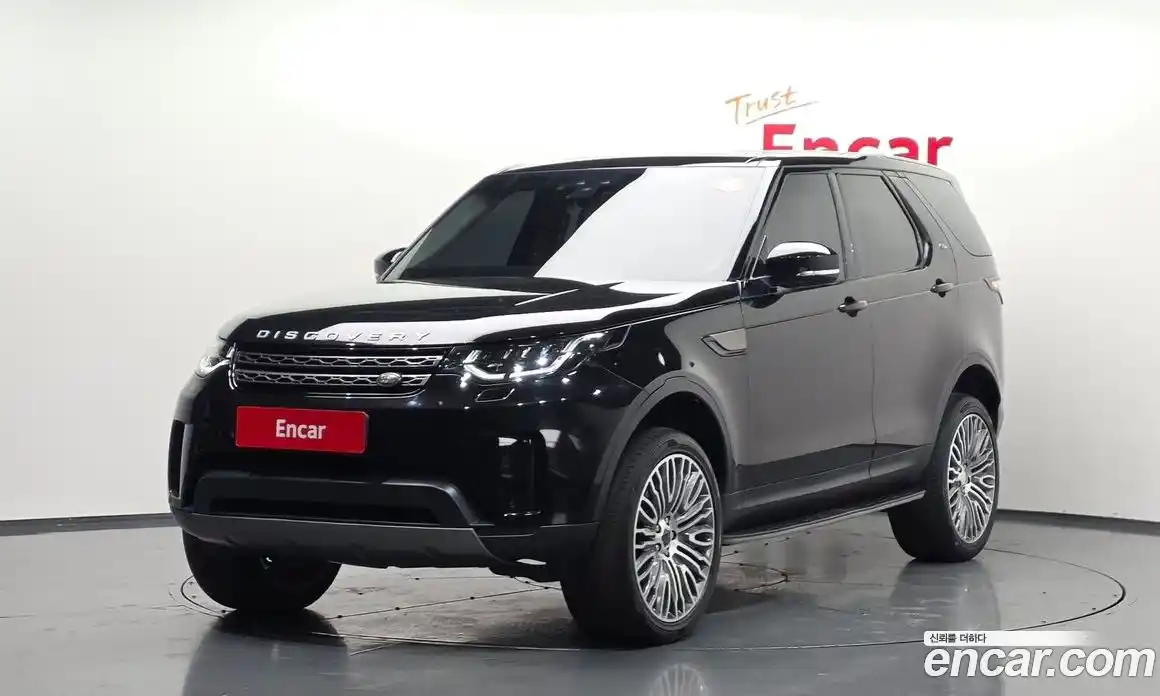 Land Rover Discovery 2018 2.0 Автомат в Москве № 431323, фото 1