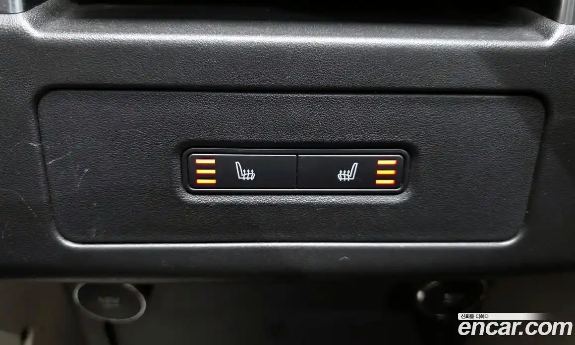 Land Rover Discovery 2018 2.0 Автомат в Москве № 431323, фото 19