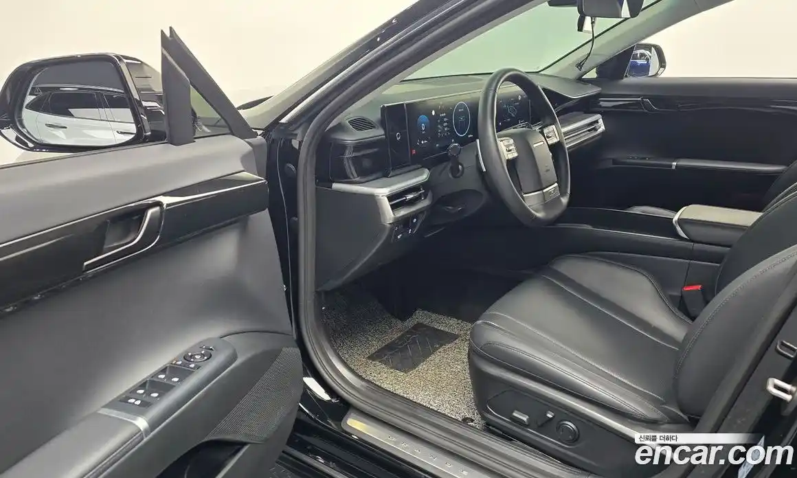 Hyundai Grandeur 2023 2.5 Автомат в Москве № 44606, фото 11