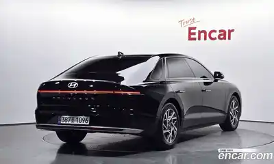 Hyundai Grandeur 2023 2.5 Автомат в Москве № 44606, миниатюра 2