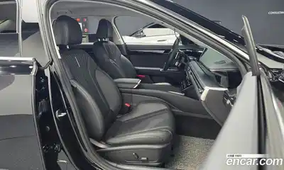 Hyundai Grandeur 2023 2.5 Автомат в Москве № 44606, миниатюра 10