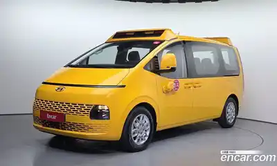 Hyundai Staria, 2022