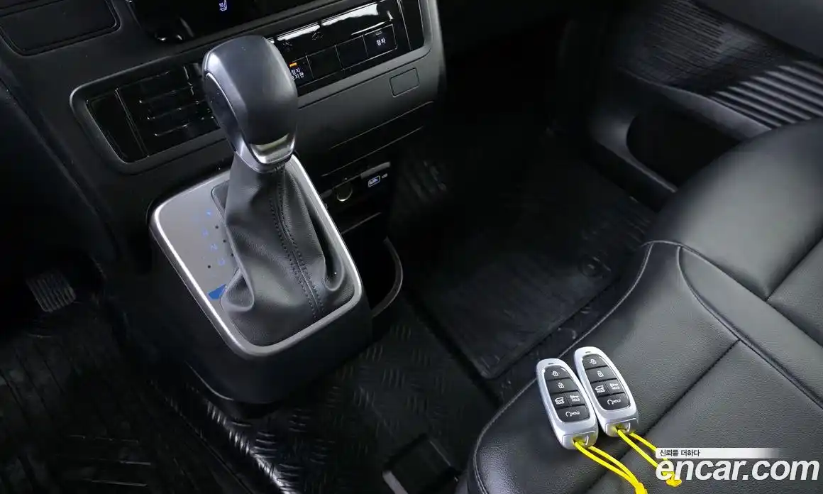 Hyundai Staria 2022 3.5 Автомат в Москве № 448945, фото 9