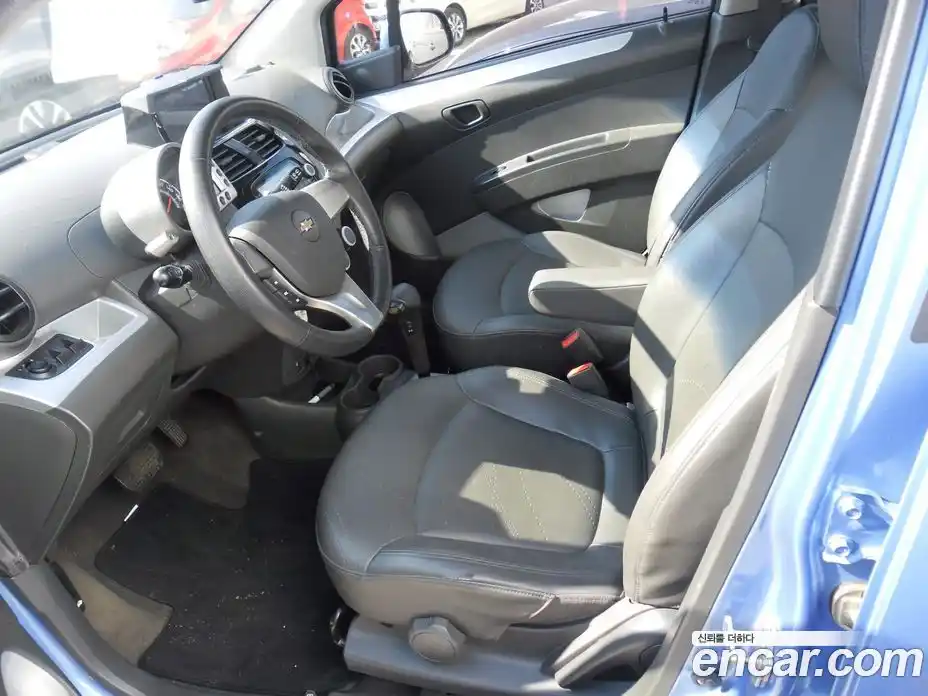 Chevrolet Spark 2013 1.0 Автомат в Москве № 450729, фото 8
