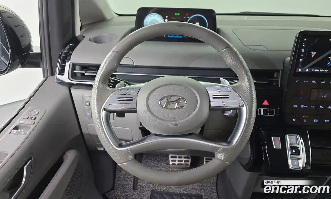 Hyundai Staria 2023 2.2 Автомат в Москве № 45388, фото 13