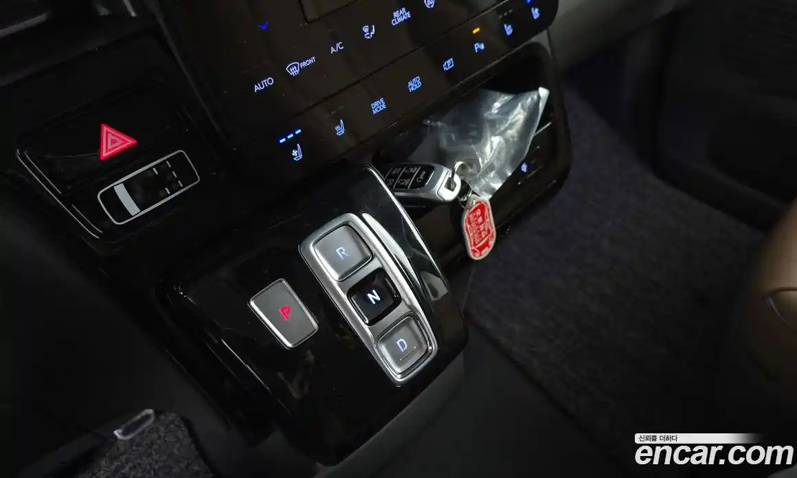 Hyundai Staria 2023 2.2 Автомат в Москве № 45388, фото 9