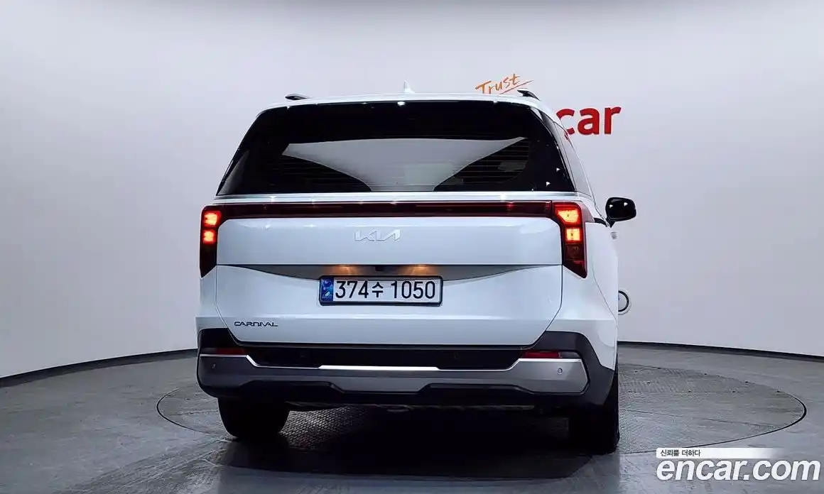 Kia Canival 2024 2.2 Автомат в Москве № 4555, фото 20