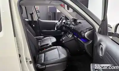 Hyundai Casper 2023 1.0 Автомат в Москве № 459131, миниатюра 10