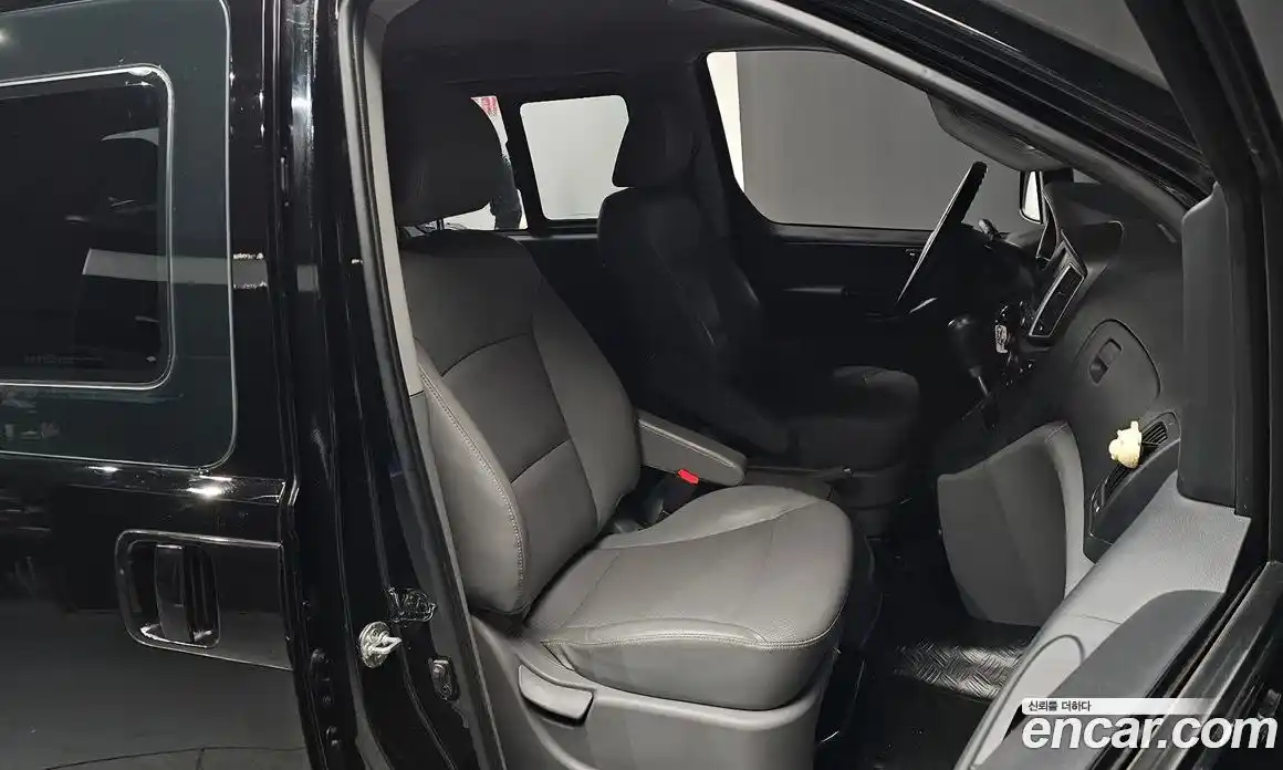 Hyundai Starex 2020 2.5 Автомат в Москве № 45970, фото 16