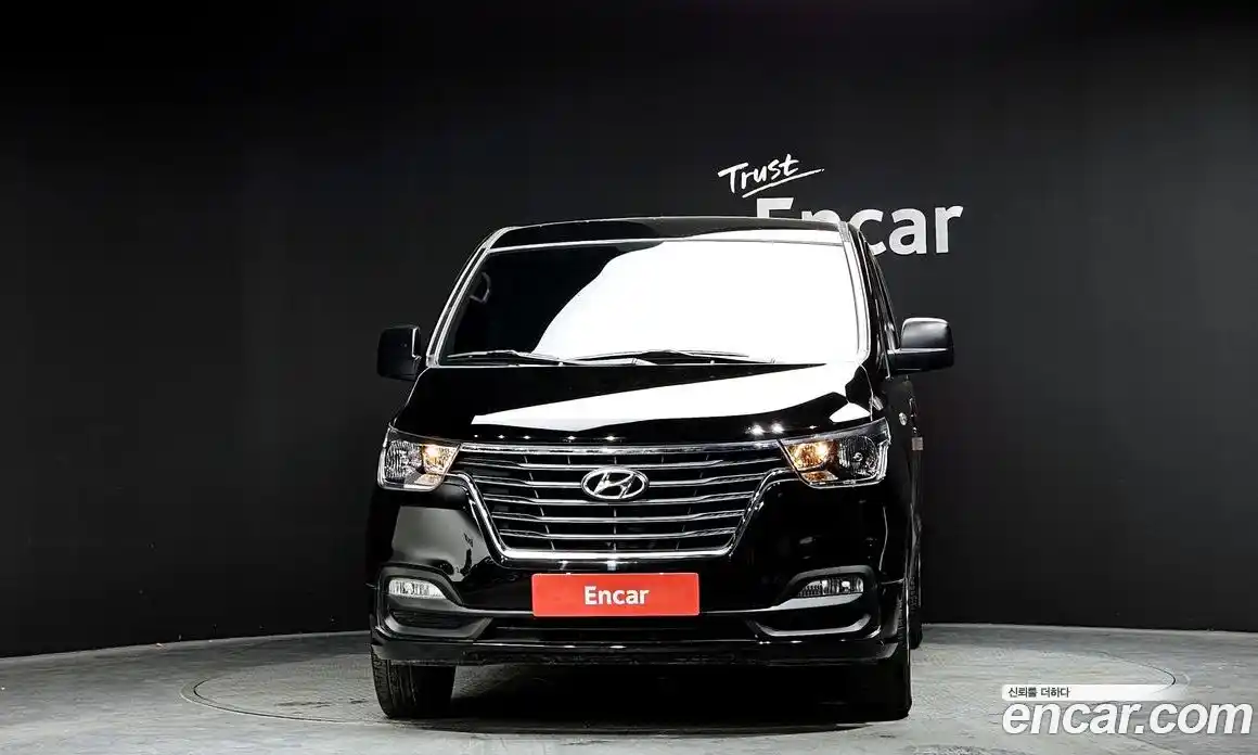 Hyundai Starex 2020 2.5 Автомат в Москве № 45970, фото 17