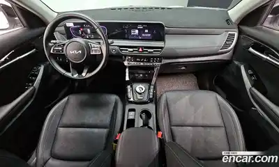 Kia Seltos 2025 1.6 Автомат в Москве № 460113, миниатюра 7