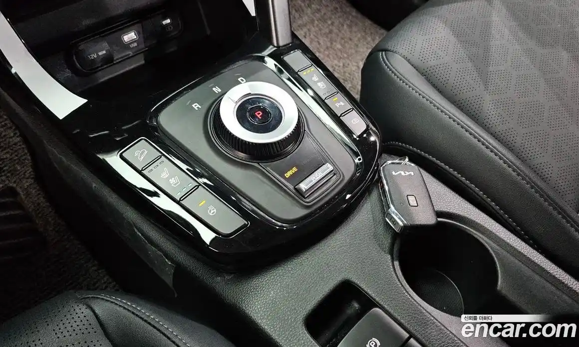 Kia Seltos 2025 1.6 Автомат в Москве № 460113, фото 9