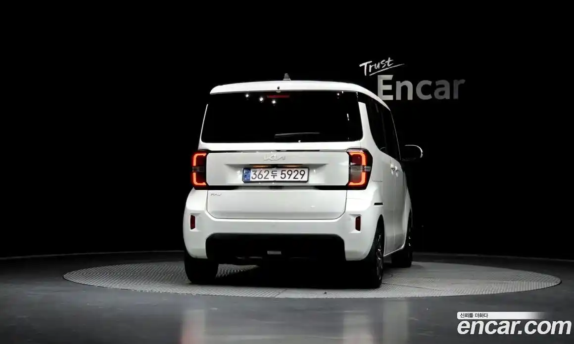 Kia Ray 2023 1.0 Автомат в Москве № 460362, фото 4