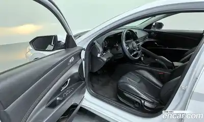 Hyundai Avante 2023 1.6 Автомат в Москве № 48585, миниатюра 5