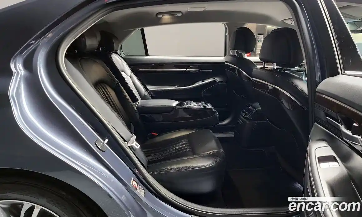 Genesis EQ900 2016 3.8 Автомат в Москве № 56466, фото 14