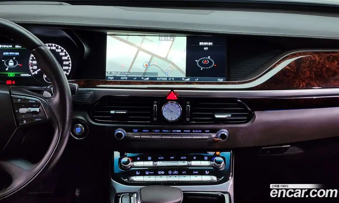 Genesis EQ900 2016 5.0 Автомат в Москве № 58860, фото 13